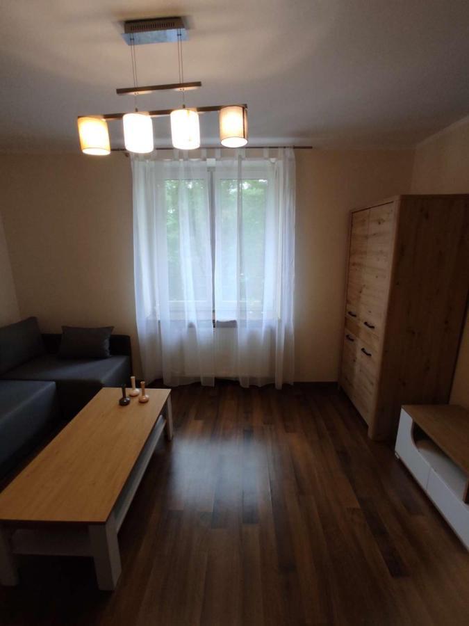 Obok Szczesliwej 7 Appartamento Gliwice Esterno foto